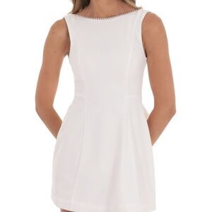 Lucy in the Sky Attachable Pearl Fishtail Dress in White